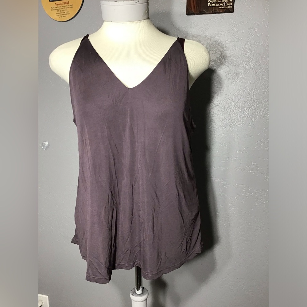 H&M Camisole Top In Viscose Jersey With A V-Neck At Front And Back Size XL.